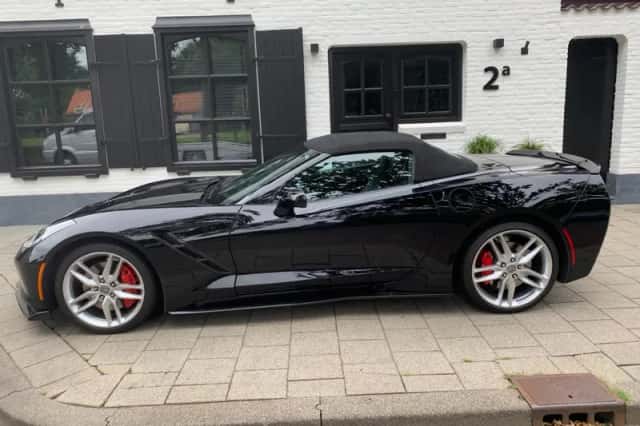 Chevrolet Corvette (2014) thumbnail 5