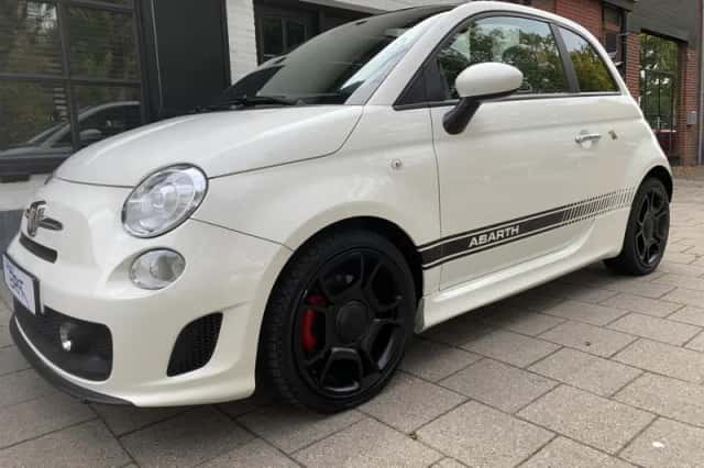 Abarth 500 (2011) thumbnail 3