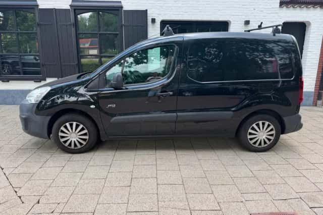 Citroën Berlingo (2018) thumbnail 2