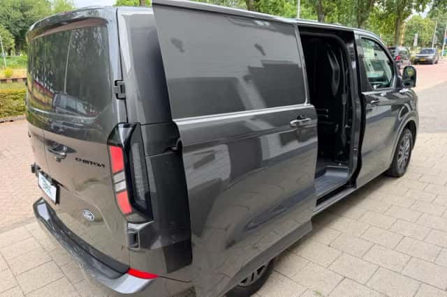 Ford Transit Custom (2026) thumbnail 5
