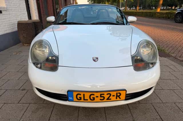 Porsche Boxster (1999) thumbnail 6