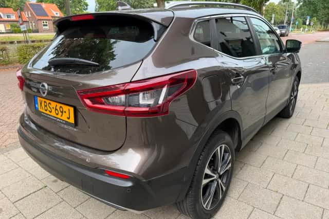 Nissan Qashqai (2021) thumbnail 6
