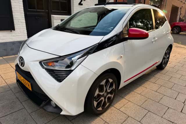 Toyota Aygo (2020) thumbnail 5