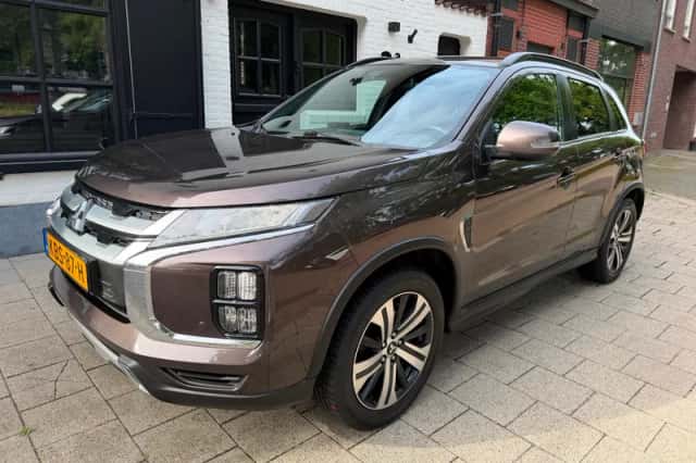 Mitsubishi ASX (2021) thumbnail 1