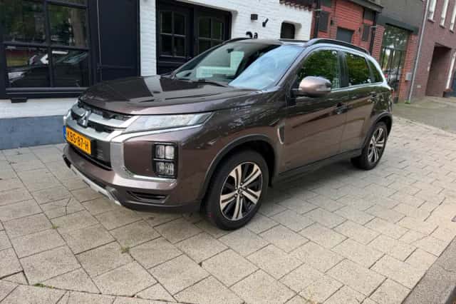 Mitsubishi ASX (2021) thumbnail 2
