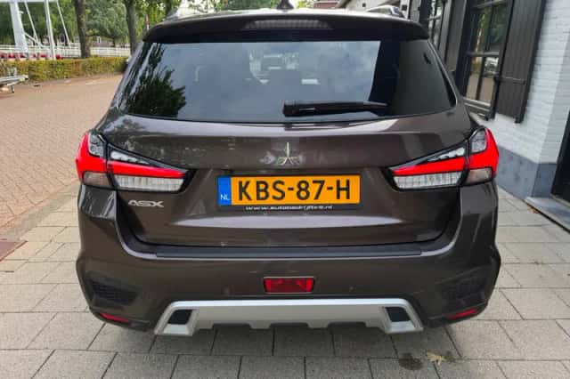 Mitsubishi ASX (2021) thumbnail 5
