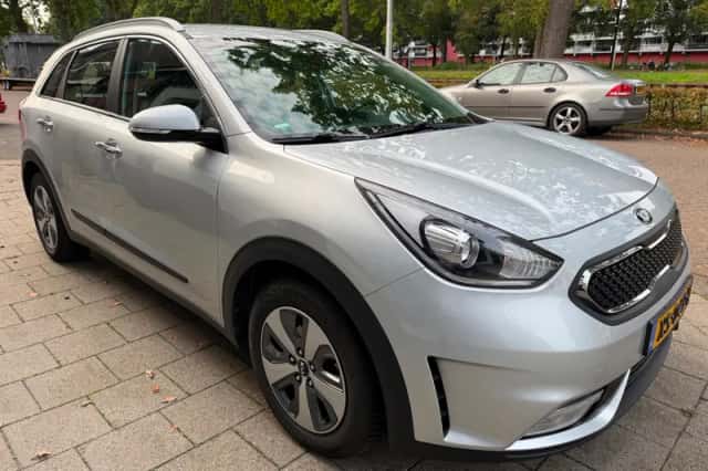 Kia Niro (2019) thumbnail 6