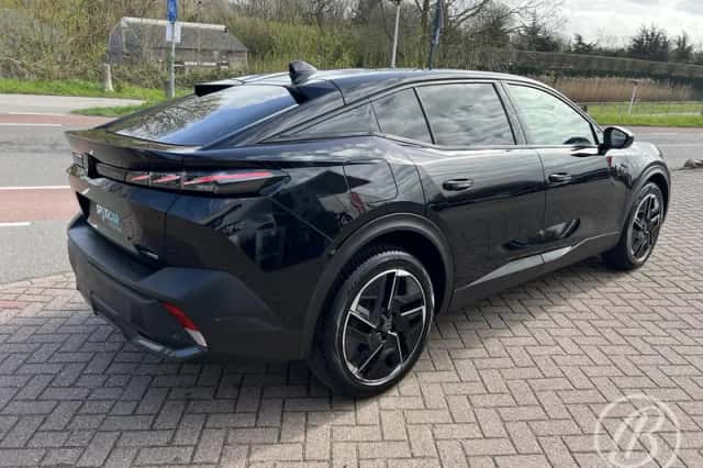 Peugeot 408 (2025) thumbnail 4