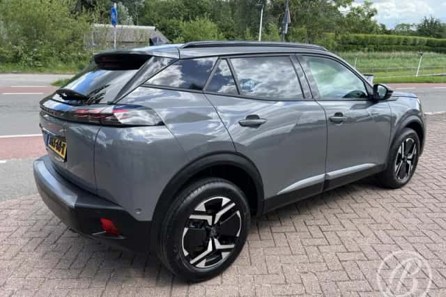Peugeot 2008 (2025) thumbnail 4