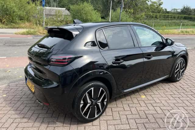 Peugeot 208 (2025) thumbnail 4