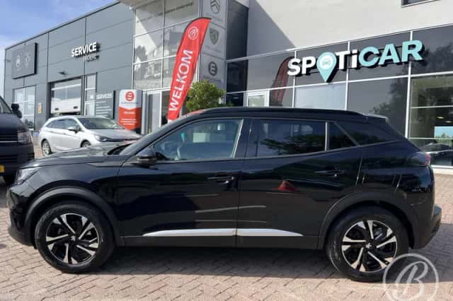 Peugeot 2008 (2023) thumbnail 2