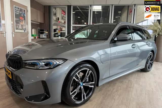 BMW 3-Serie (2024) thumbnail 2