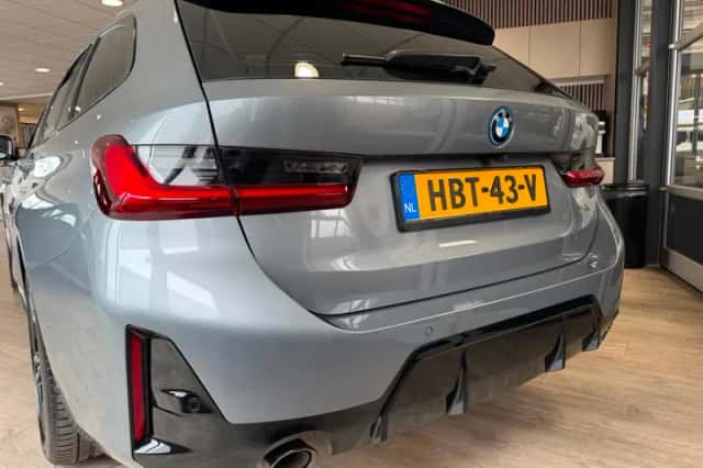 BMW 3-Serie (2024) thumbnail 4