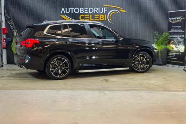 BMW X3 (2022) thumbnail 3