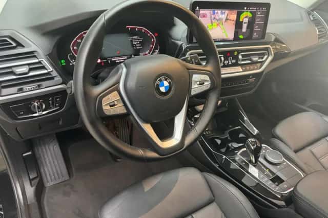 BMW X3 (2022) thumbnail 5