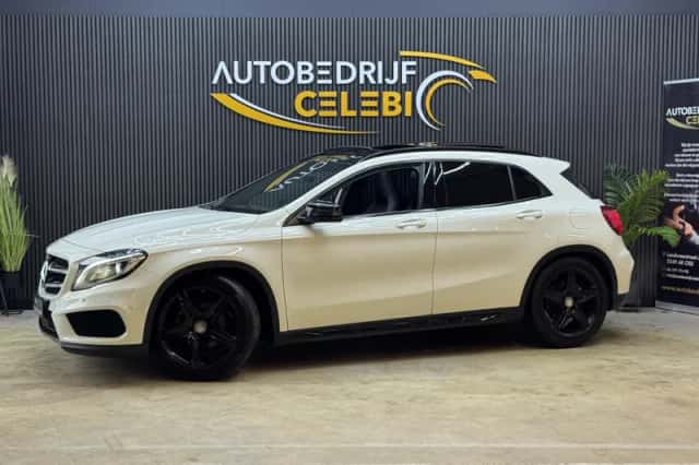 Mercedes-Benz GLA-Klasse (2016) thumbnail 2