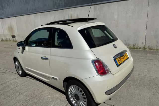 Fiat 500 (2009) thumbnail 6