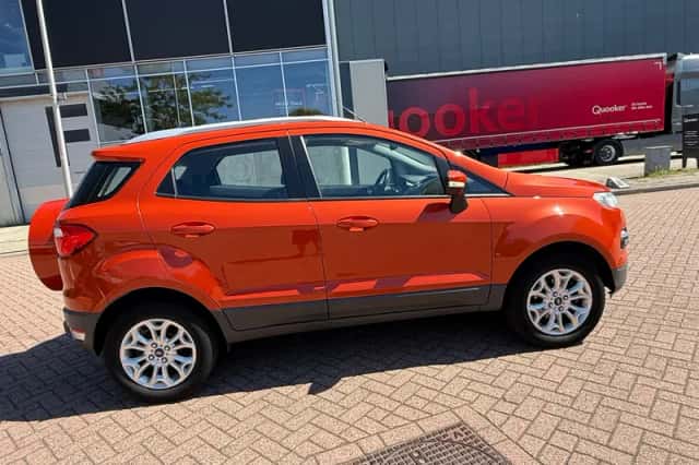 Ford EcoSport (2014) thumbnail 3