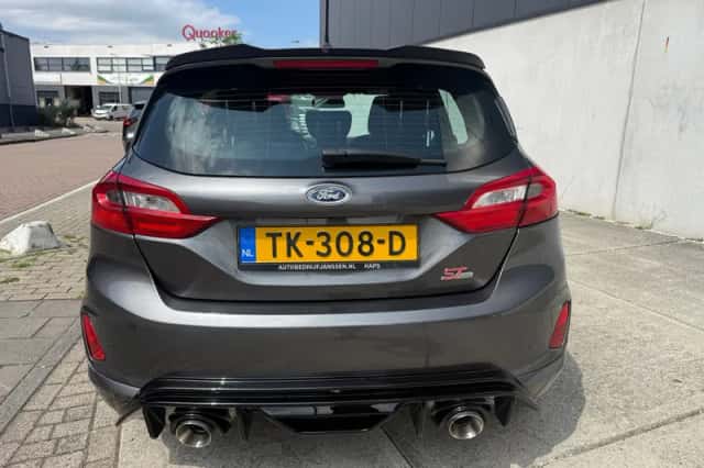 Ford Fiesta (2018) thumbnail 5