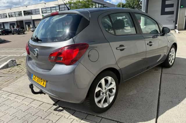 Opel Corsa (2015) thumbnail 4