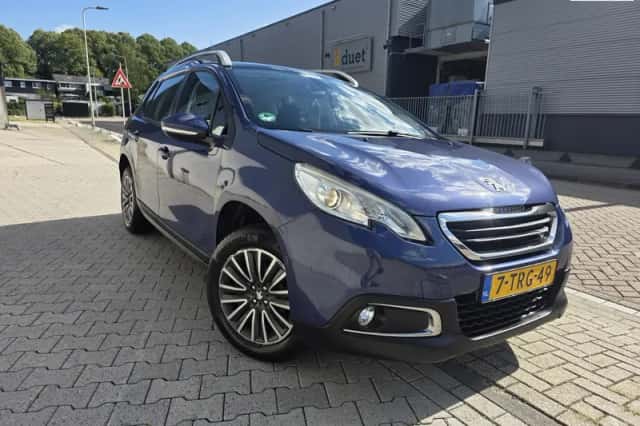 Peugeot 2008 (2014) thumbnail 2