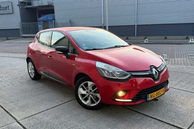 Renault Clio (2017) thumbnail 1