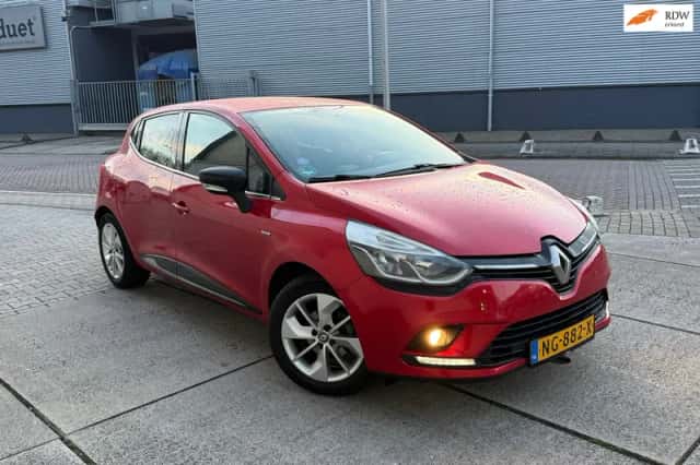 Renault Clio (2017) thumbnail 2