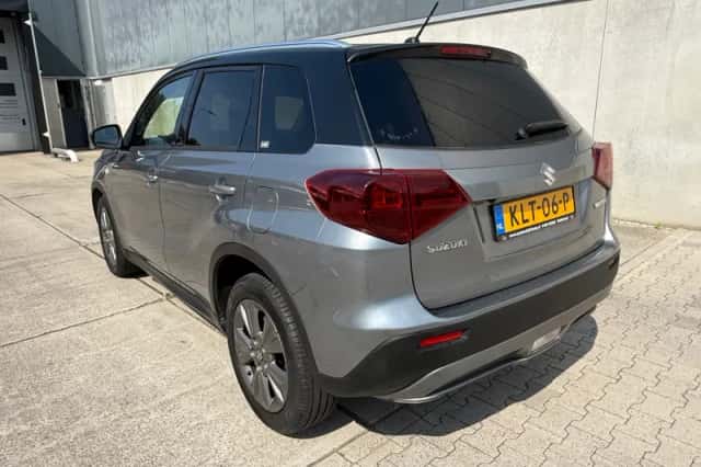 Suzuki Vitara (2019) thumbnail 6