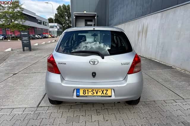 Toyota Yaris (2006) thumbnail 4