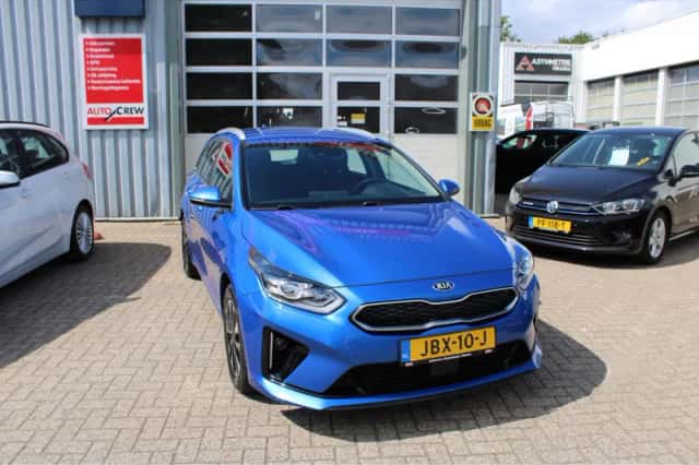 Kia Ceed Sportswagon (2021) thumbnail 3