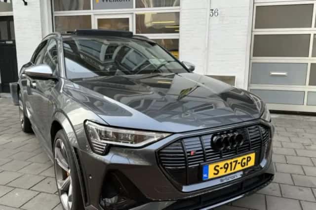 Audi e-tron (2022) thumbnail 1