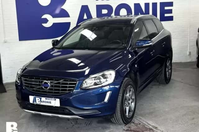 Volvo XC60 (2014) thumbnail 3