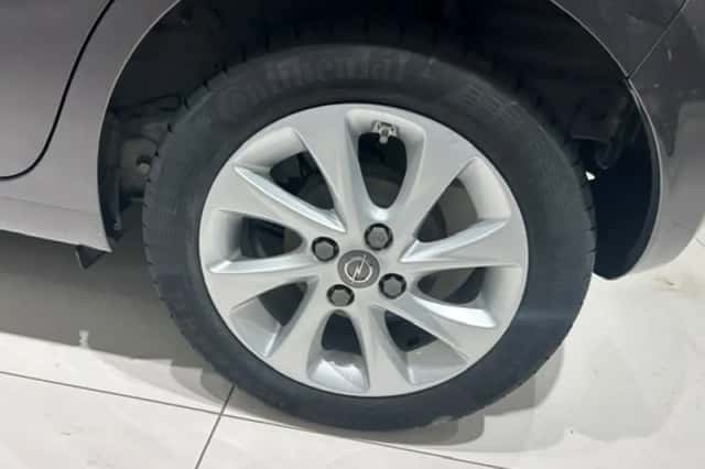 Opel Karl (2015) thumbnail 4
