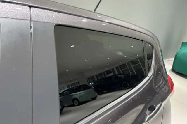Opel Karl (2015) thumbnail 5