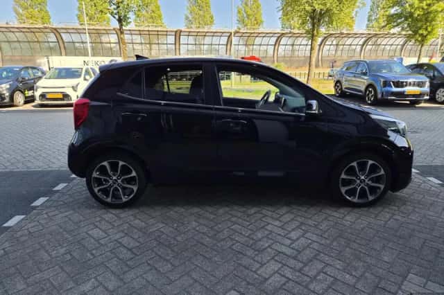 Kia Picanto (2018) thumbnail 5