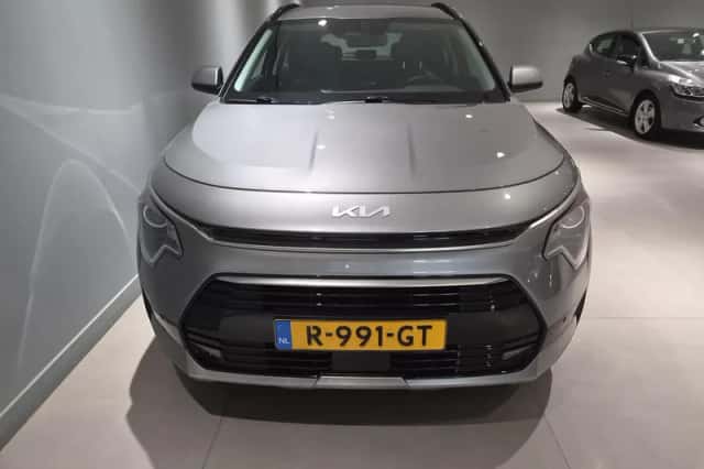 Kia Niro (2022) thumbnail 4