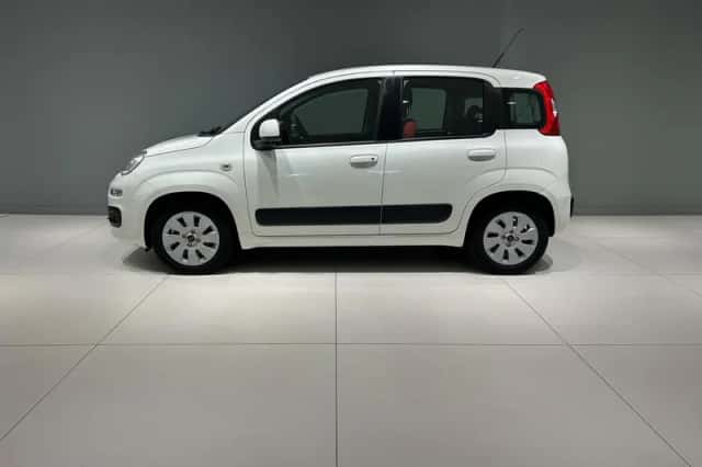 Fiat Panda (2015) thumbnail 5