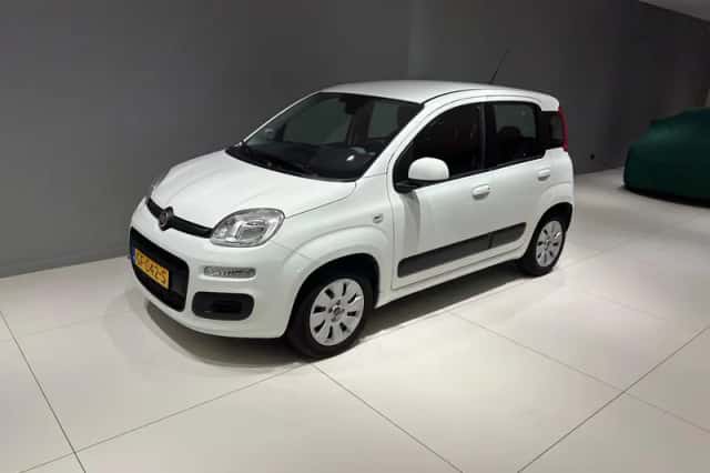 Fiat Panda (2015) thumbnail 6