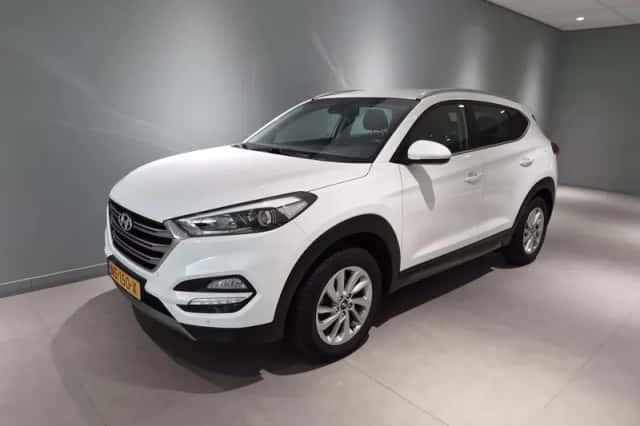 Hyundai Tucson (2017) thumbnail 2