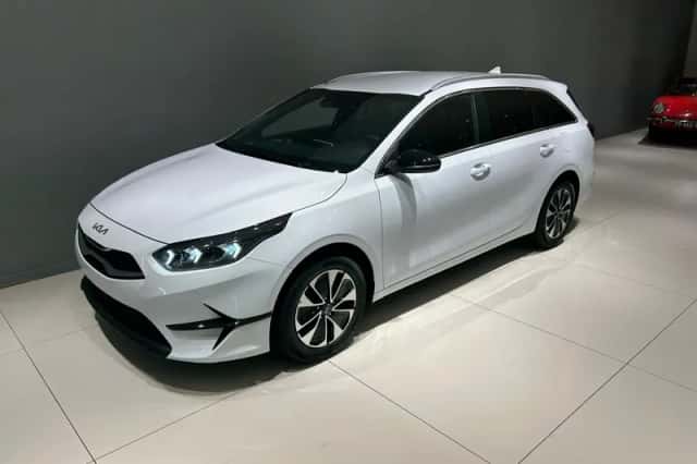 Kia Ceed Sportswagon (2025) thumbnail 2