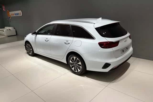 Kia Ceed Sportswagon (2025) thumbnail 3
