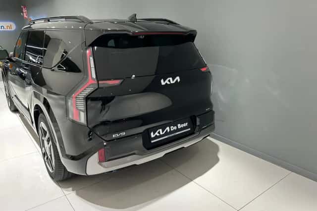 Kia EV9 (2026) thumbnail 4