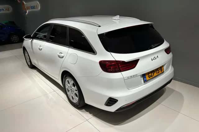 Kia Ceed Sportswagon (2025) thumbnail 3