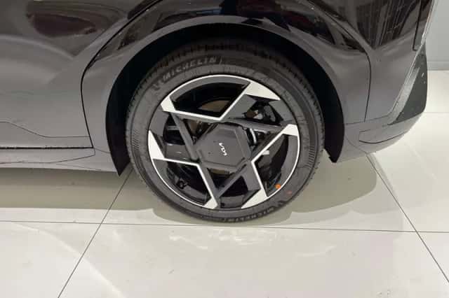 Kia EV4 (2026) thumbnail 4