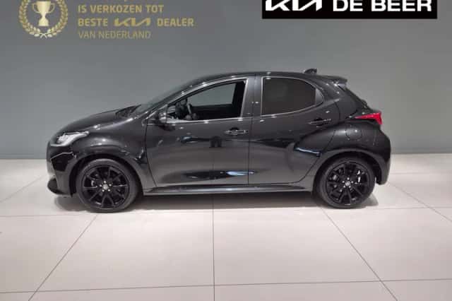 Toyota Yaris (2023) thumbnail 1