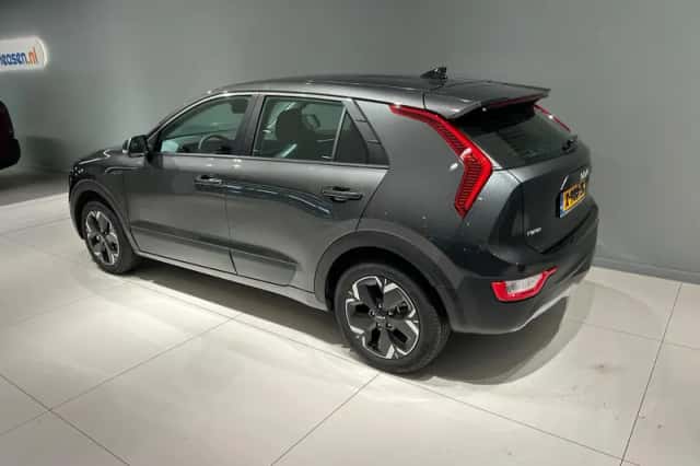 Kia Niro EV (2024) thumbnail 2
