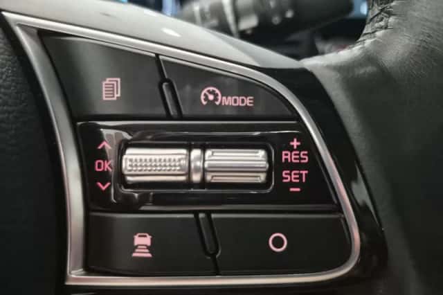 Kia XCeed (2020) thumbnail 6