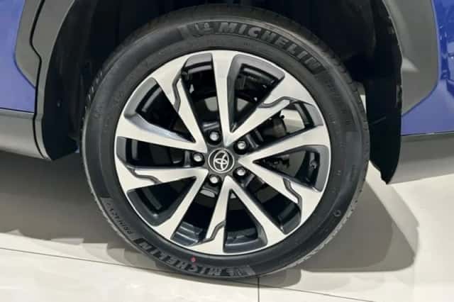 Toyota Corolla Cross (2023) thumbnail 4