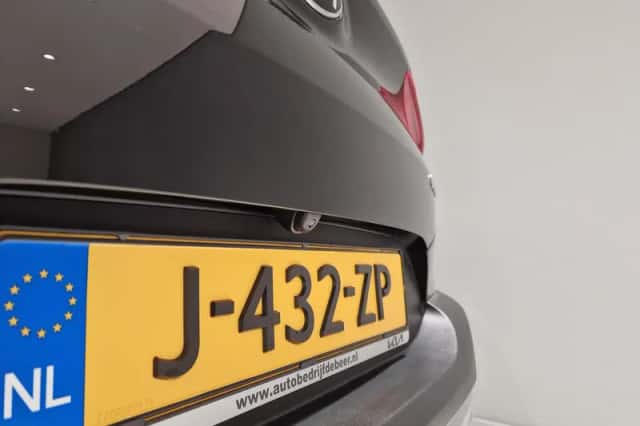 Kia Stonic (2020) thumbnail 6