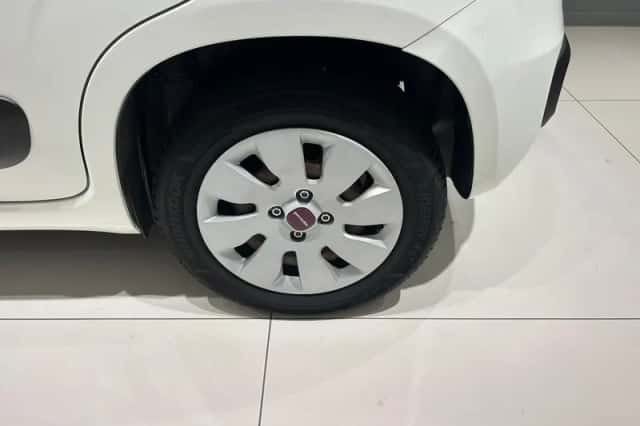 Fiat Panda (2015) thumbnail 6